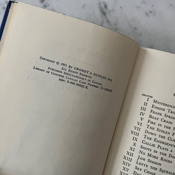 Vintage 1971 The Hardy Boys and The Flickering Torch Mystery #22 - Picture 4 of 4